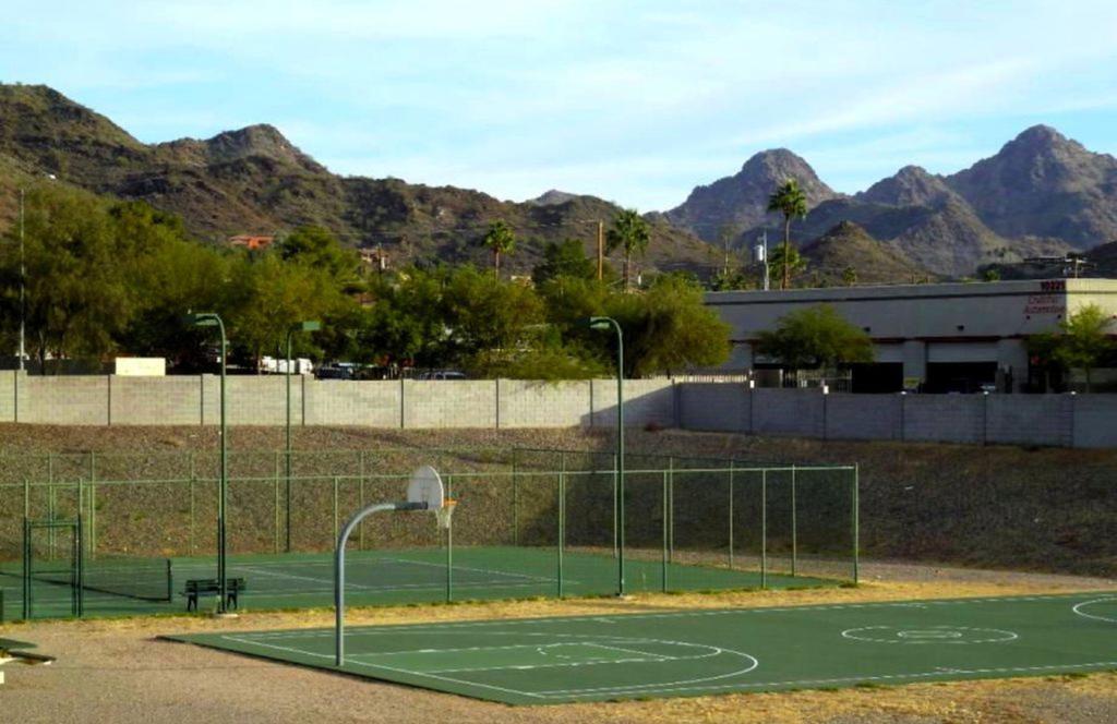 Private Resort Community -- ½ Mile Walk To Hiking & Biking At N. Mtn. Preserve! Phoenix Kültér fotó